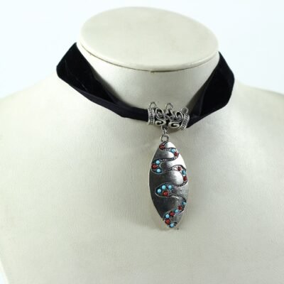 Choker, Black, Colored oval shape