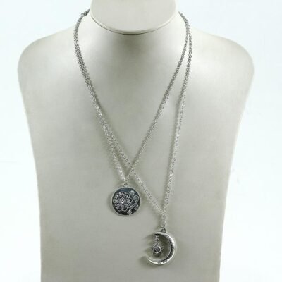 Necklace Silver metal 16