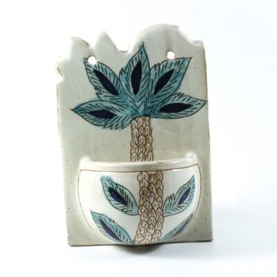 Key hanger Pottery, Shape 2