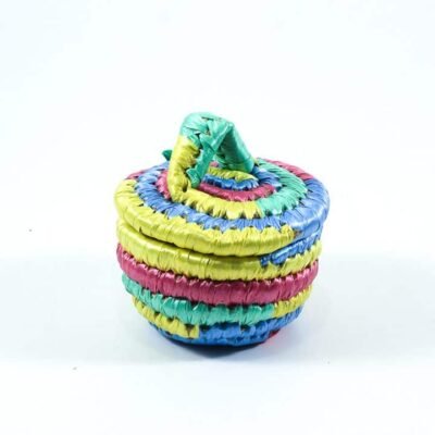 Basket with cover 3