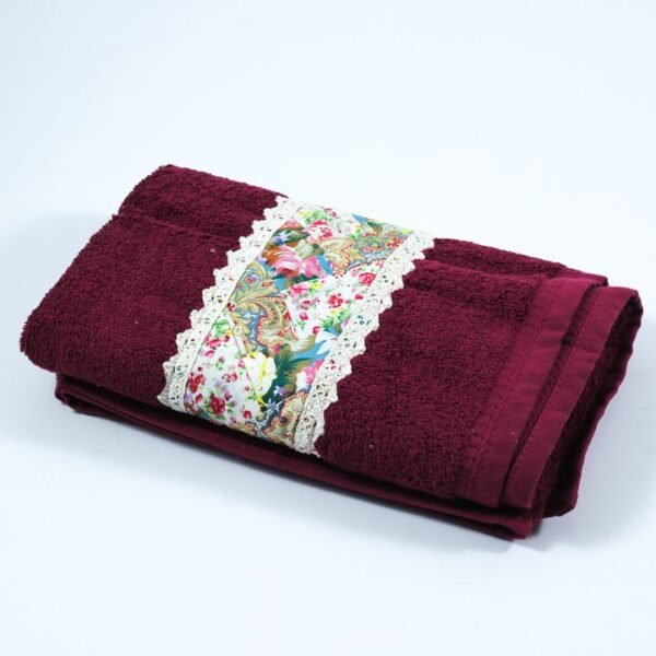 Towel Maroon color