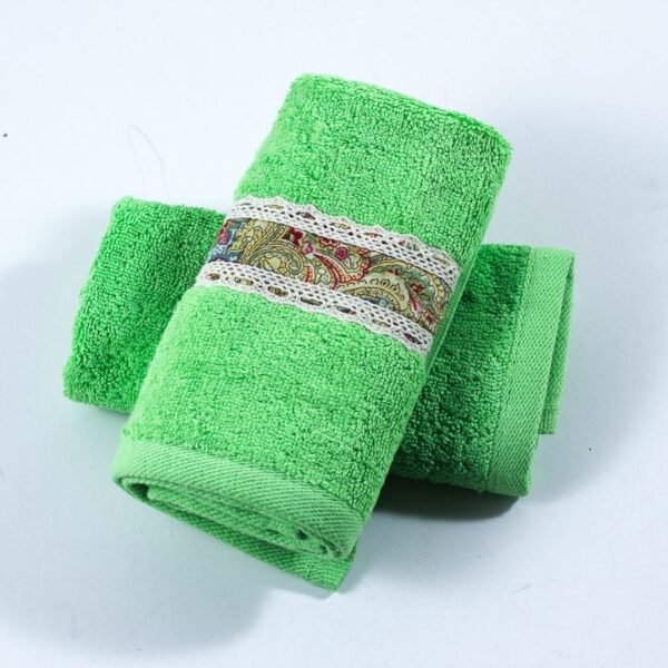 Towels, light green