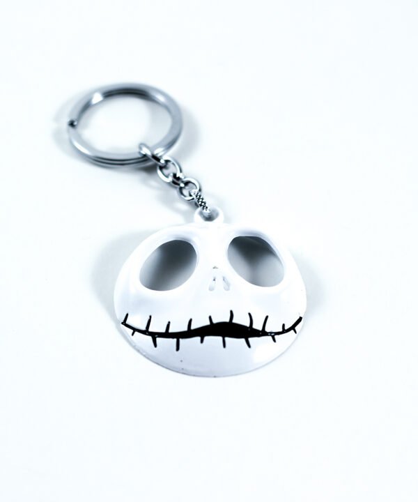 مفتاح سلسلة وايت جاك سكيلينجتون قناع