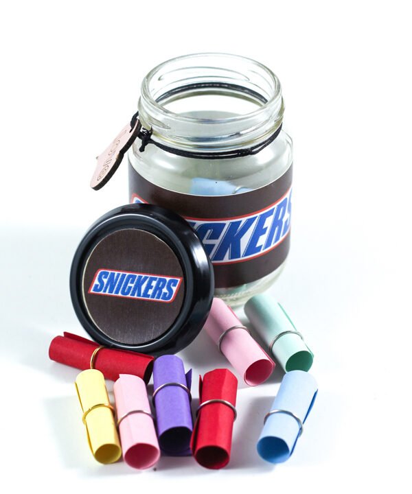 Message in the bottle, "Snickers"