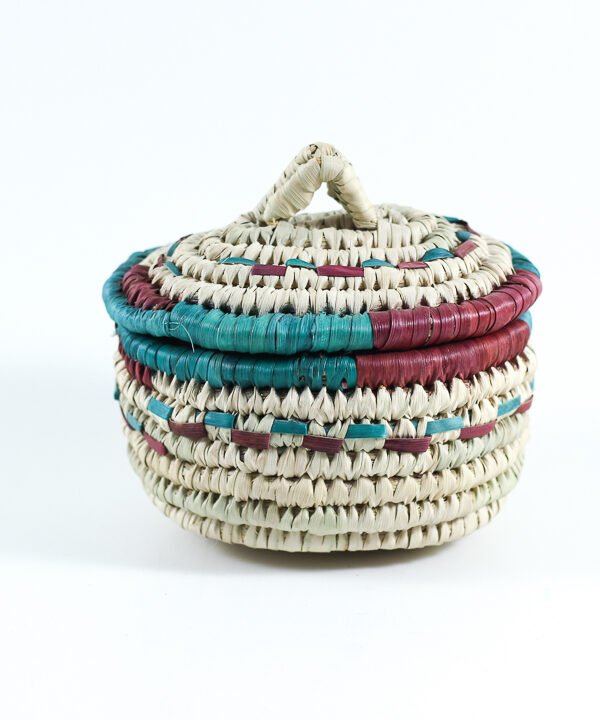 Wicker basket with Cover 2