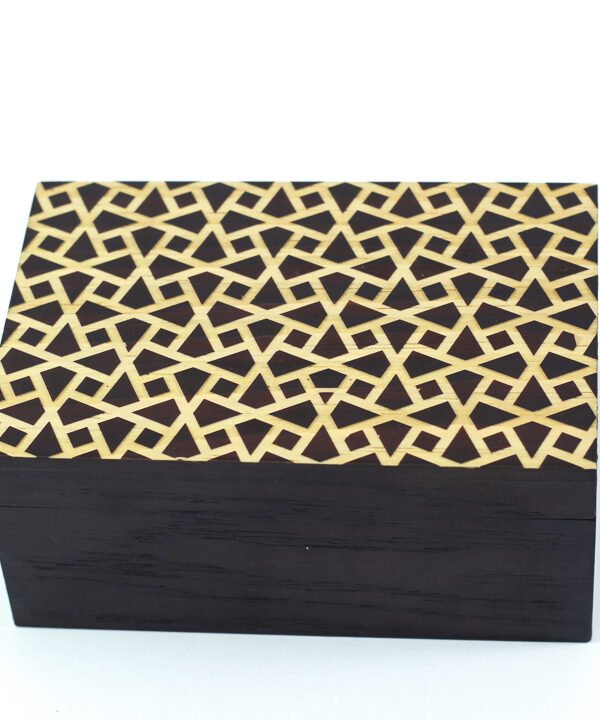 صندوق بني غامق رسومات اسلامية (2)