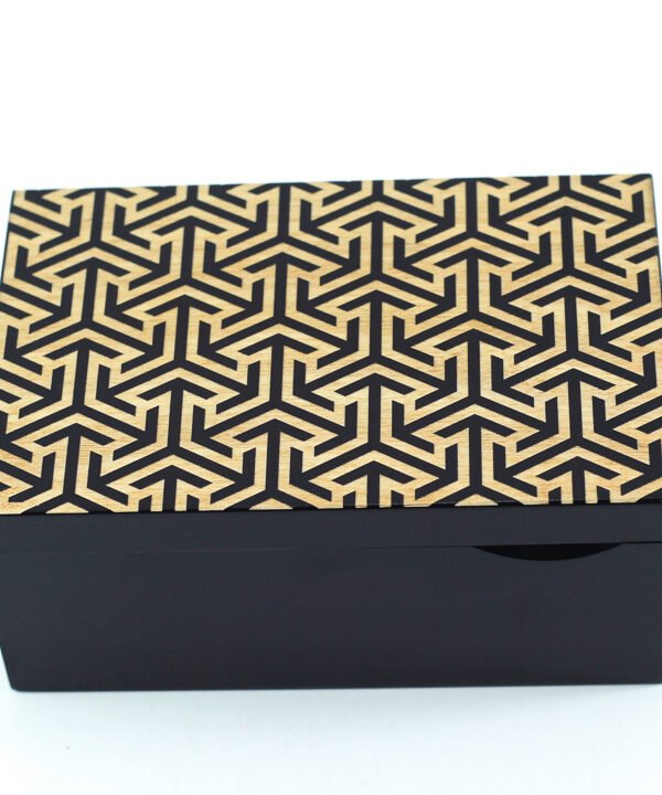 صندوق، بني غامق، رسومات اسلامية (1)