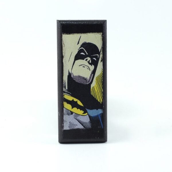 Wall frame, Batman