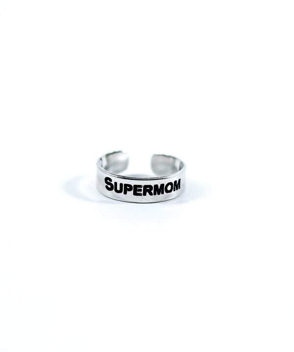 Ring, "SuperMom"