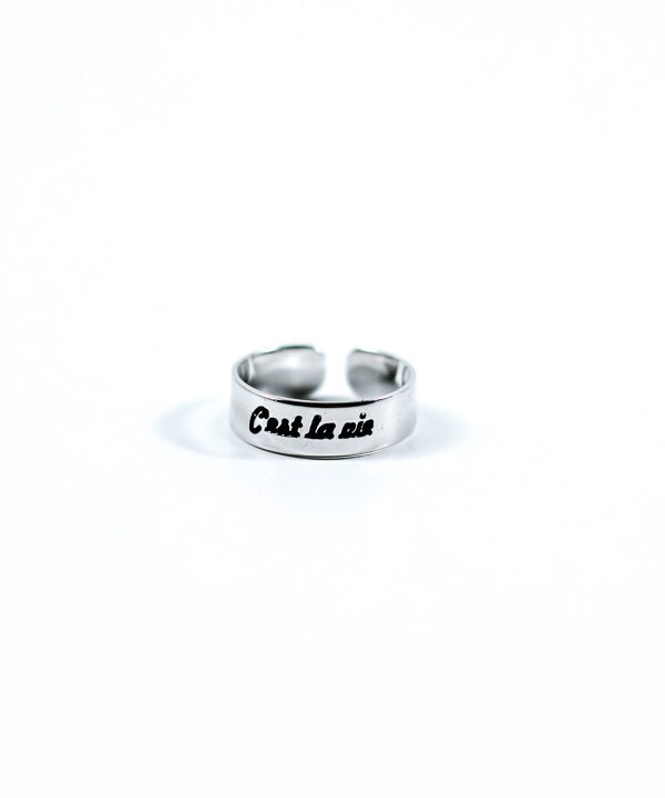 Ring, "C'est La Vie"