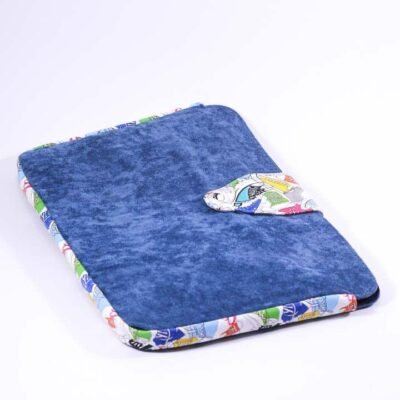 Laptop sleeve, Dark blue and colorful converse shoes